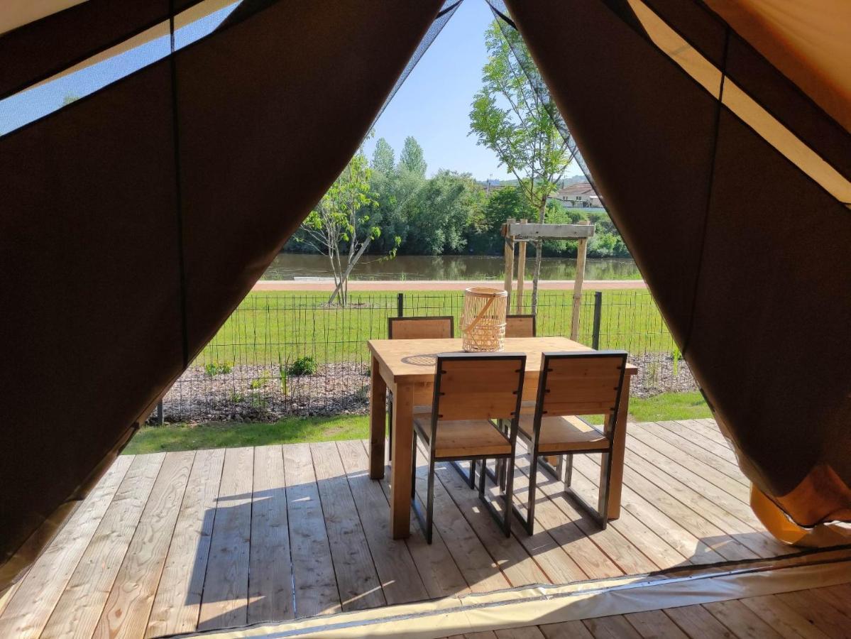 Tente Lodge Pour 5 Personnes En Bordure De La Riviere Allier Au Sein D'Un Petit Camping Saint-Yorre Ngoại thất bức ảnh